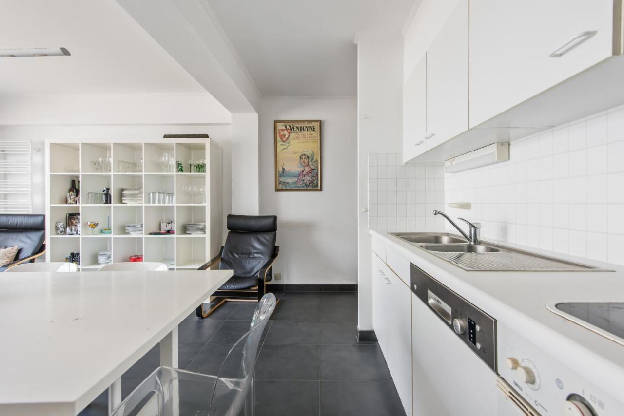 Seaview Apartment In Wenduine Де Хаан Екстериор снимка