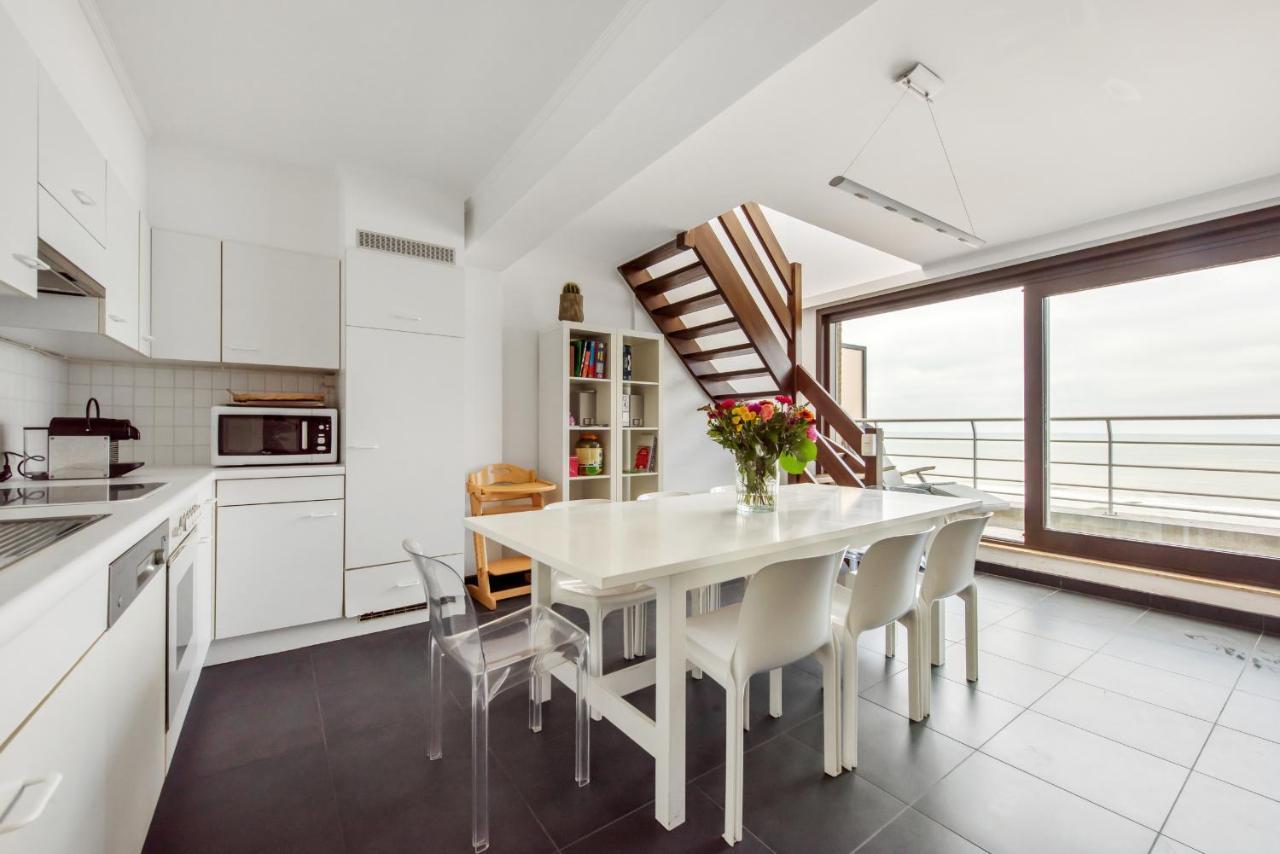 Seaview Apartment In Wenduine Де Хаан Екстериор снимка