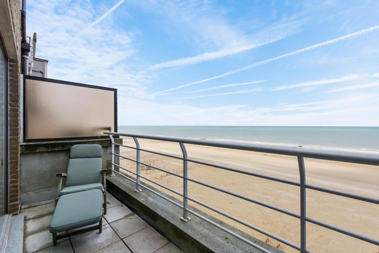 Seaview Apartment In Wenduine Де Хаан Екстериор снимка