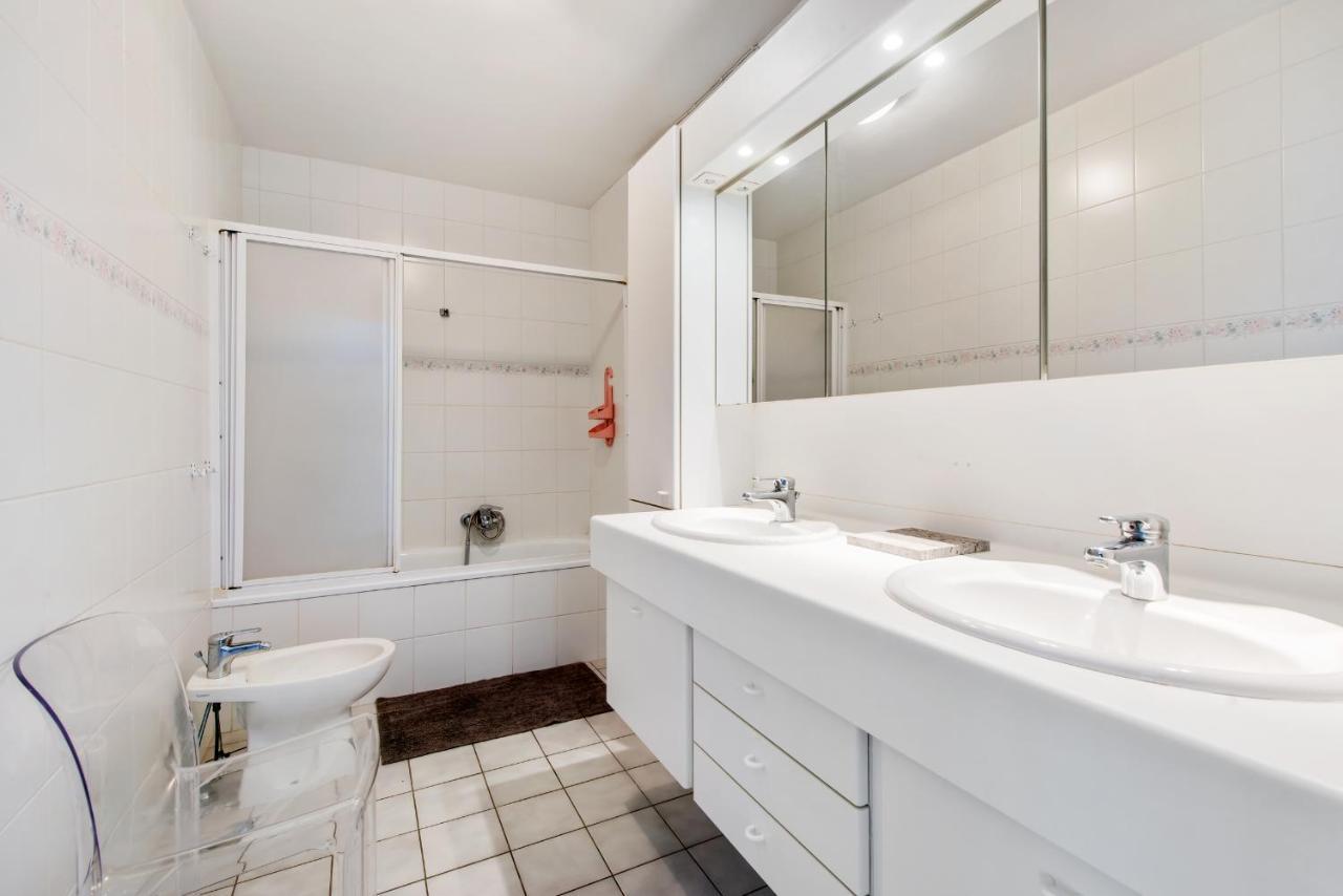 Seaview Apartment In Wenduine Де Хаан Екстериор снимка